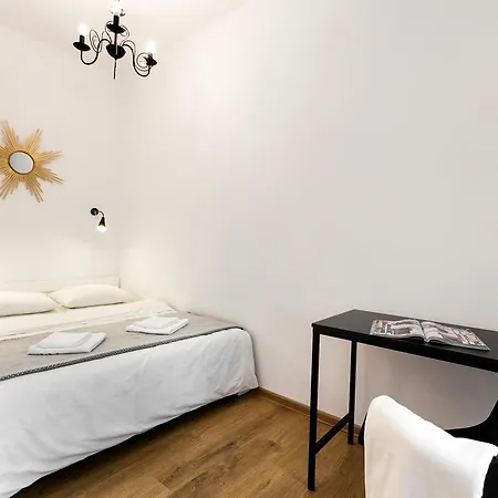 Sweet Home Apartment Львів Екстер'єр фото