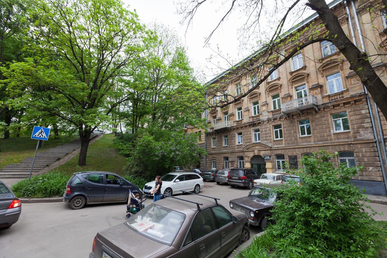 Sweet Apartment *